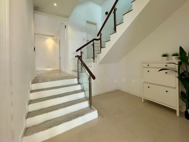 3-storey Terraced House for Sale in Cyberjaya (Selangor) - Arif Mustapha - Entrance - PropertyGuru.com.my