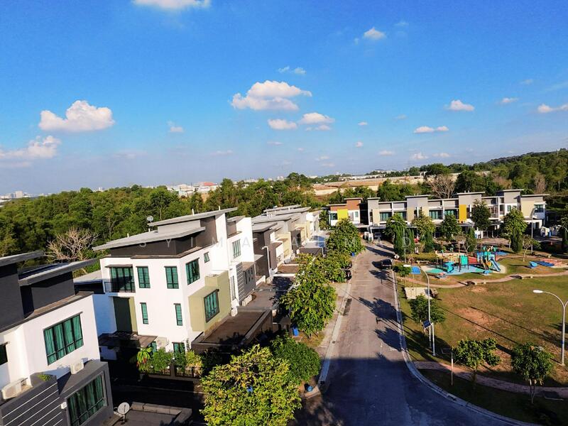 3-storey Terraced House for Sale in Alam Impian (Shah Alam) - Syima Ahmad - Exterior - PropertyGuru.com.my