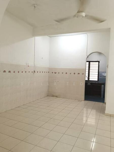 2-storey Terraced House for Sale in Bandar Lahat Baru (Lahat) - Stella Teoh - Kitchen - PropertyGuru.com.my