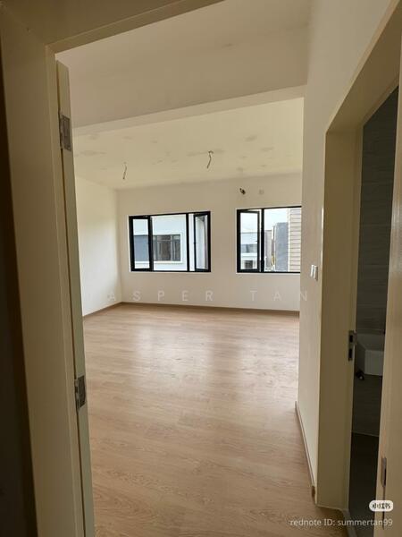 Semenyih Diamond City New Corner Townhouse Ground Floor with Extra Land untuk Untuk Dijual - RM 549,000, Feb 2026 - Interior - PropertyGuru.com.my