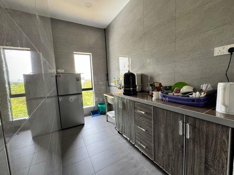 Detached Factory for Sale in Kampung Baru Subang (Sungai Buloh) - Yongsen Lim - Kitchen - PropertyGuru.com.my