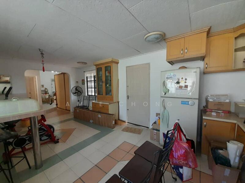 1-storey Terraced House for Sale in Taman Menglembu Timur (Menglembu) - Amie Chong - Kitchen - PropertyGuru.com.my