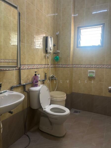 2-storey Terraced House for Sale in Subang Jaya (Selangor) - JeffSally Lee - Bathroom - PropertyGuru.com.my