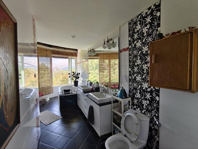 Condominium for Sale at Villa Kelab Ukay, Bukit Antarabangsa - HELMY IZZUDIN - Bathroom - PropertyGuru.com.my