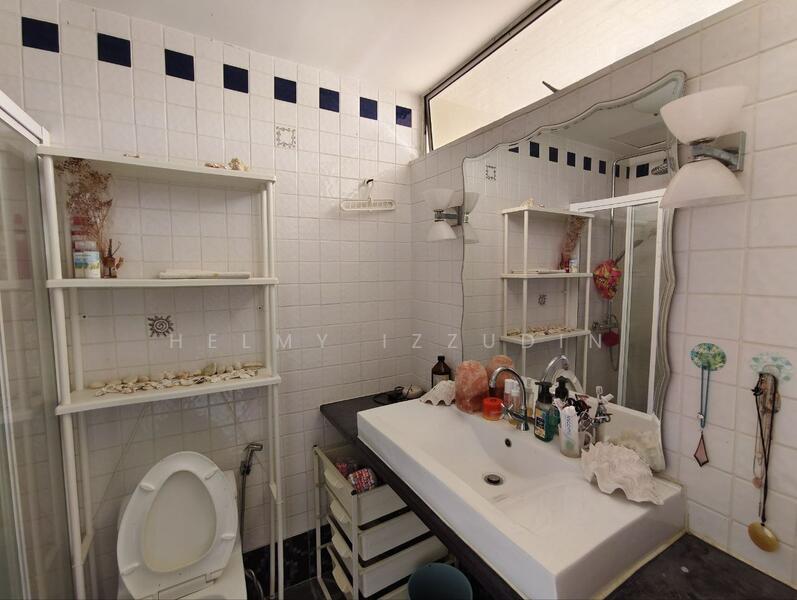 Condominium for Sale at Villa Kelab Ukay, Bukit Antarabangsa - HELMY IZZUDIN - Bathroom - PropertyGuru.com.my