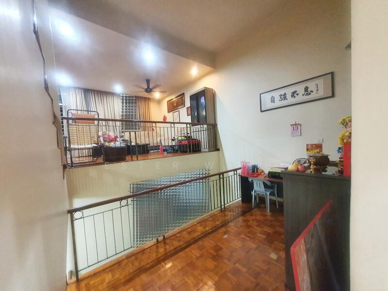 Bukit Jaya 2.5 Storey Terrace House untuk Untuk Dijual - RM 600,000, Mac 2026 - Living Room - PropertyGuru.com.my