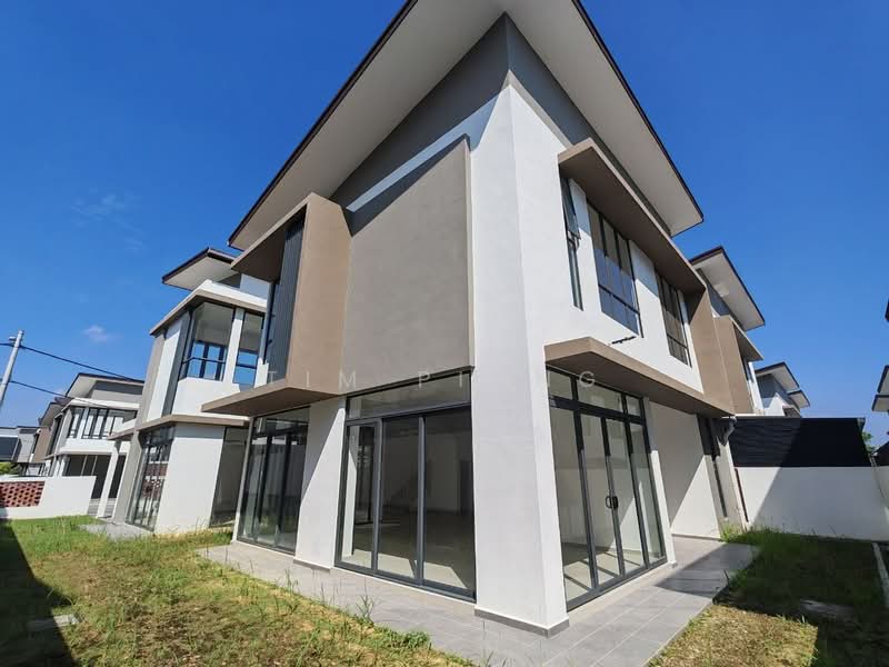 Semi-Detached House for Sale in Bemban (Melaka) - Tim Piong - Exterior - PropertyGuru.com.my