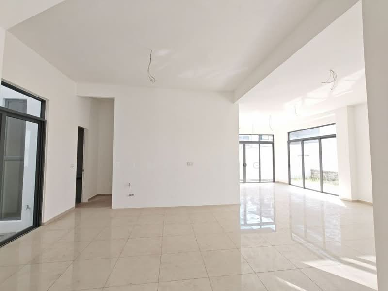 Semi-Detached House for Sale in Bemban (Melaka) - Tim Piong - Living Room - PropertyGuru.com.my