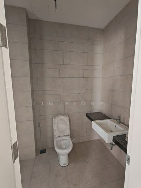 Semi-Detached House for Sale in Bemban (Melaka) - Tim Piong - Bathroom - PropertyGuru.com.my