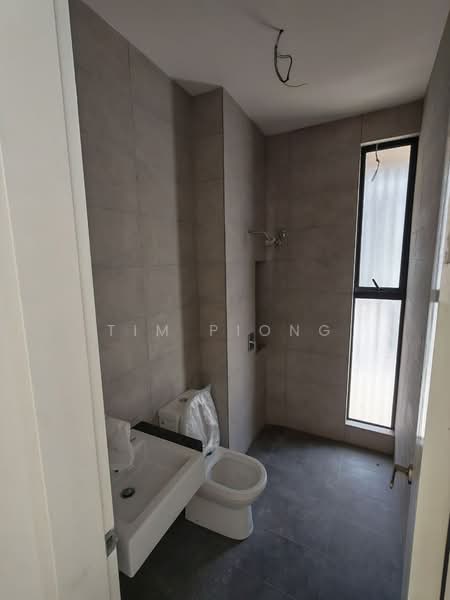 Semi-Detached House for Sale in Bemban (Melaka) - Tim Piong - Bathroom - PropertyGuru.com.my