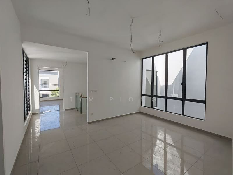 Semi-Detached House for Sale in Bemban (Melaka) - Tim Piong - Living Room - PropertyGuru.com.my