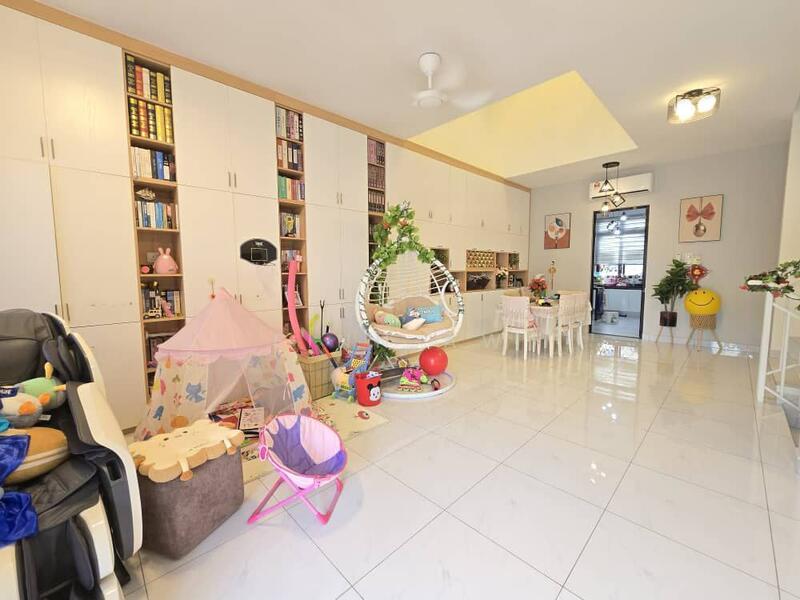 2.5-storey Terraced House for Sale in Iskandar Puteri (Nusajaya) (Johor) - Finn Aw - Living Room - PropertyGuru.com.my