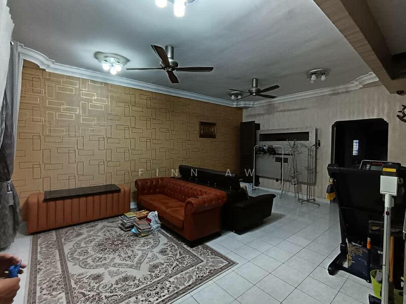 2-storey Terraced House for Sale in Bukit Indah (Iskandar Puteri (Nusajaya)) - Finn Aw - Living Room - PropertyGuru.com.my