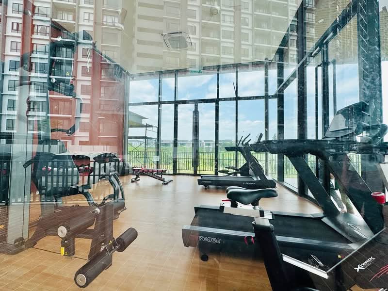 Service Residence for Sale at E'Island Lake Haven - Zehan Zaki - Gym - PropertyGuru.com.my