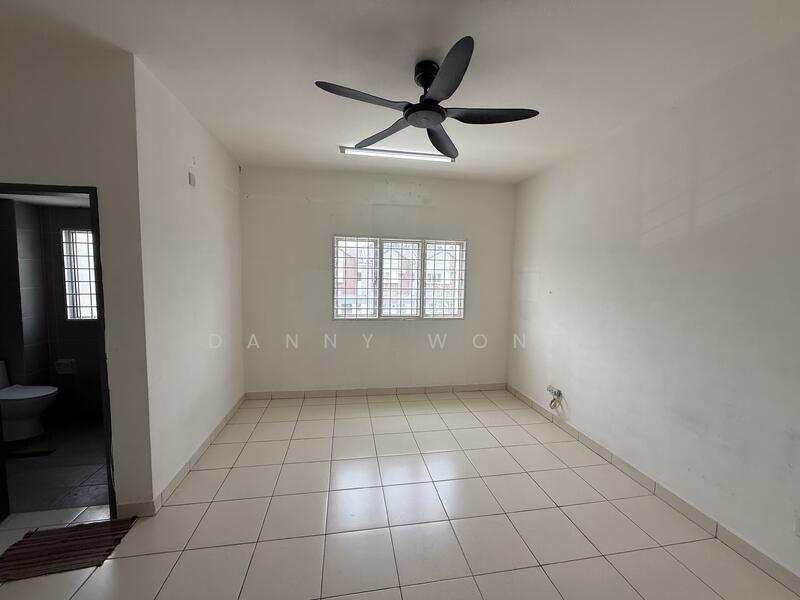 Alamanda Parklands untuk Untuk Disewa - RM 1,600 /bulan, Mac 2026 - Bathroom - PropertyGuru.com.my