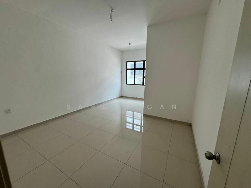 2.5-storey Terraced House for Sale in Kempas (Johor Bahru) - Sandra Gan - PropertyGuru.com.my