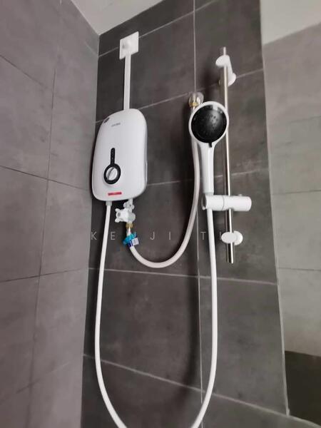 The Era @ Duta North untuk Untuk Disewa - RM 2,500 /bulan, Mac 2026 - Bathroom - PropertyGuru.com.my