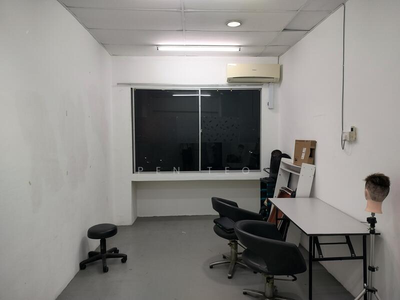 Shop / Office for Rent in Taman Pekaka (Sungai Dua) - Pen Teo - Interior - PropertyGuru.com.my