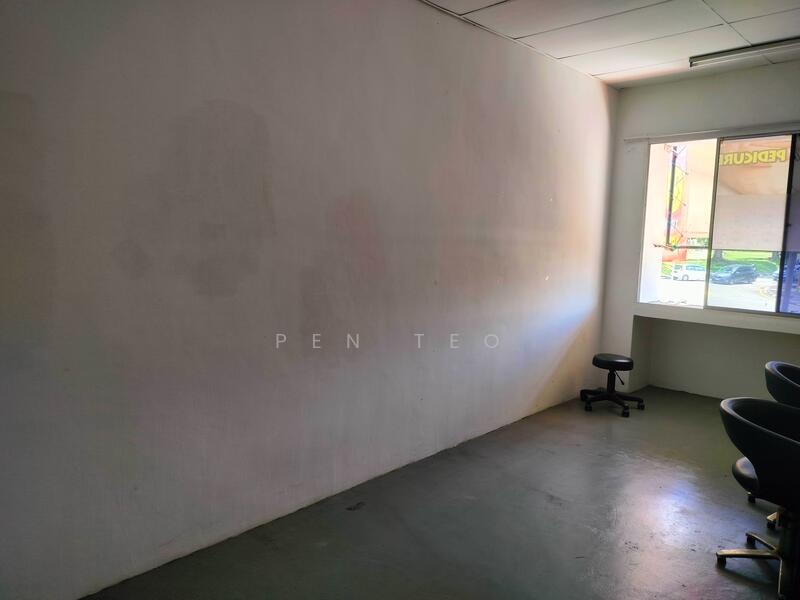 Shop / Office for Rent in Taman Pekaka (Sungai Dua) - Pen Teo - Interior - PropertyGuru.com.my