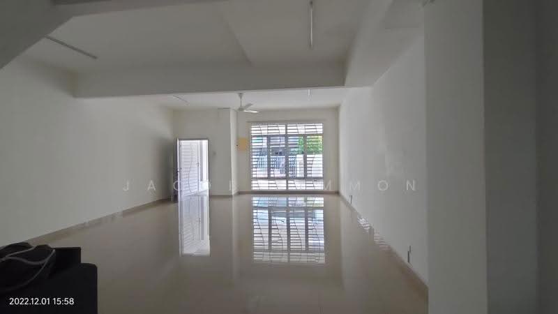 Rumah Teres untuk Disewa di Kota Warisan (Sepang) - Jacob Simmon - Living Room - PropertyGuru.com.my