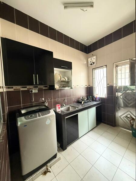2-storey Terraced House for Sale in Taman Setia Indah (Tebrau) - Jayden Ng - Kitchen - PropertyGuru.com.my