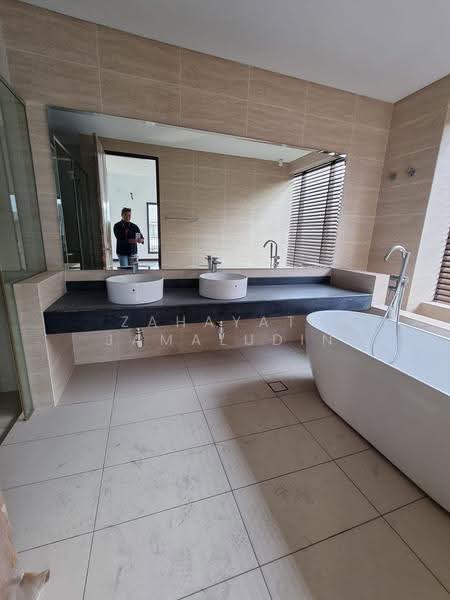 Rumah Berkembar untuk Dijual di Shah Alam (Selangor) - Zahayati Jamaludin - Bathroom - PropertyGuru.com.my