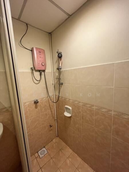 Condominium for Rent at Paradesa Tropika II - Jeanny Koh - Bathroom - PropertyGuru.com.my