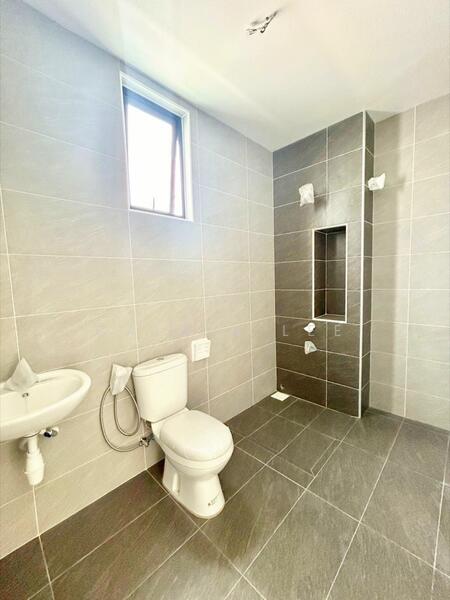 2-storey Terraced House for Sale in Taman Desa Palma (Tebrau) - Calvin Lee - Bathroom - PropertyGuru.com.my