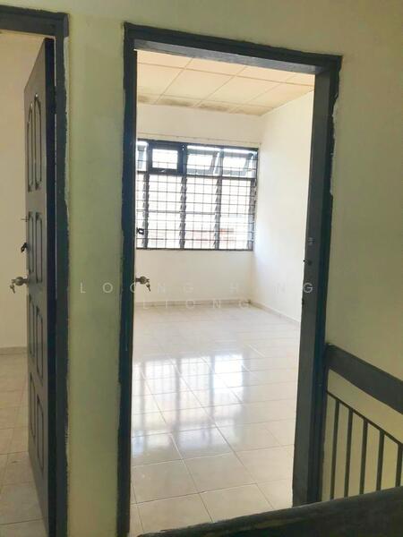 2-storey Terraced House for Sale in Taman Desa Cemerlang (Ulu Tiram) - Loong Hing Liong - Interior - PropertyGuru.com.my