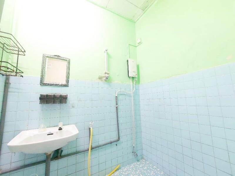 1-storey Terraced House for Sale in Taman Ungku Tun Aminah (Skudai) - Calvin Lee - PropertyGuru.com.my