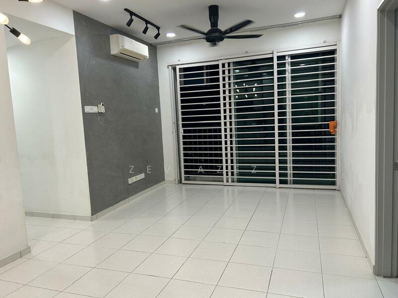 Service Residence for Rent at The Zizz @ Damansara North - Zev Azez - Living Room - PropertyGuru.com.my
