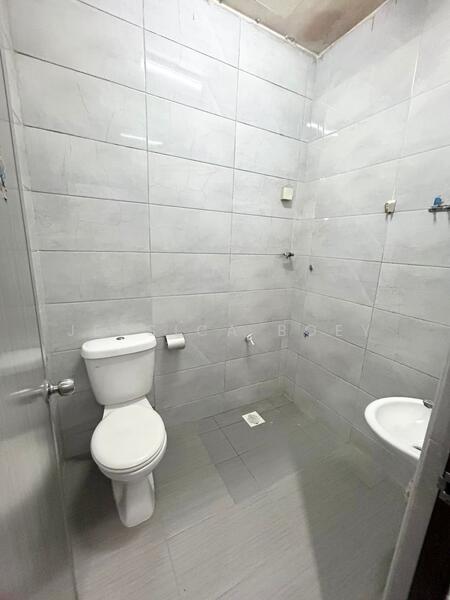 2-storey Terraced House for Sale in Taman Sri Putri (Skudai) - Jessica Boey - Bathroom - PropertyGuru.com.my