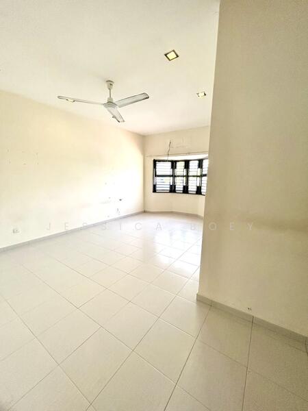 2-storey Terraced House for Sale in Taman Sri Putri (Skudai) - Jessica Boey - Living Room - PropertyGuru.com.my