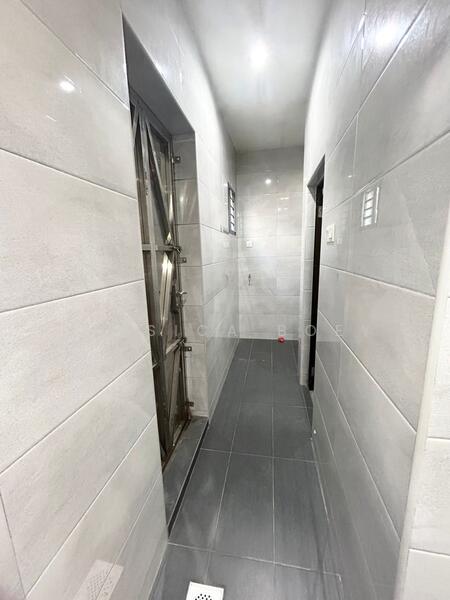 2-storey Terraced House for Sale in Taman Sri Putri (Skudai) - Jessica Boey - Corridor - PropertyGuru.com.my