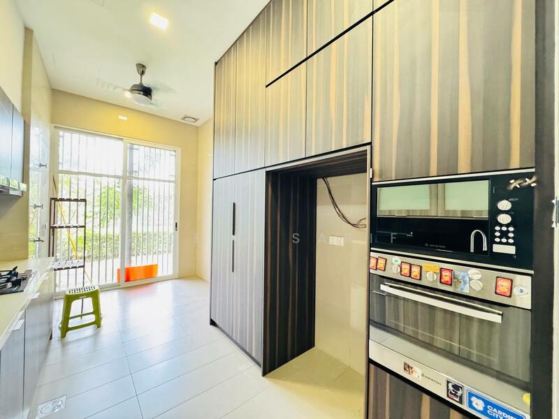 Bungalow for Sale in Cyberjaya (Selangor) - Reena Sarif - Kitchen - PropertyGuru.com.my