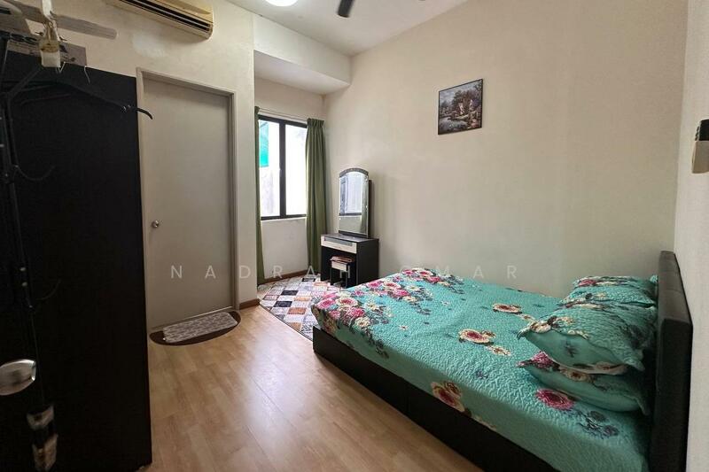 3-storey Terraced House for Sale in Taman Anggun 3 (Rawang) - Nadrah Omar - Bedroom - PropertyGuru.com.my