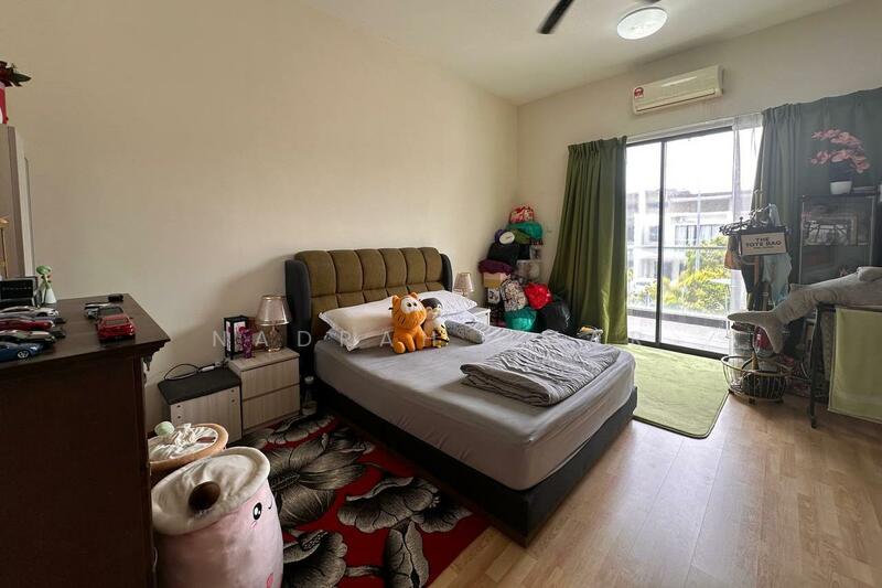 3-storey Terraced House for Sale in Taman Anggun 3 (Rawang) - Nadrah Omar - PropertyGuru.com.my