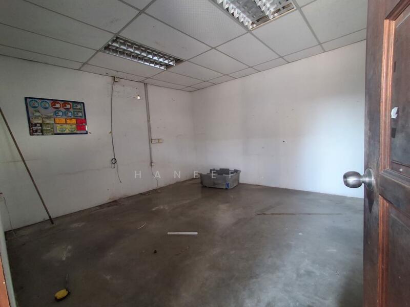 Warehouse for Rent in Alor Setar (Kedah) - Haneef . - Interior - PropertyGuru.com.my