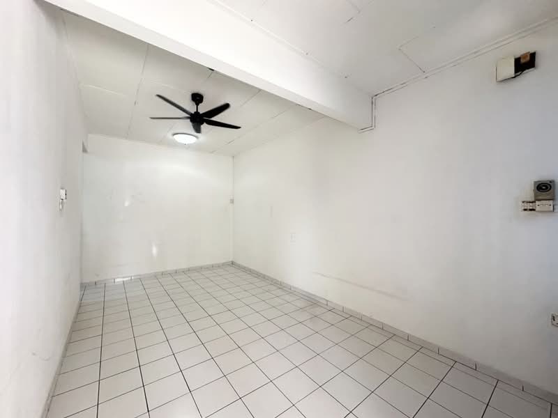 1-storey Terraced House for Rent in Taman Daya (Johor Bahru) - Pauline Goh - Interior - PropertyGuru.com.my