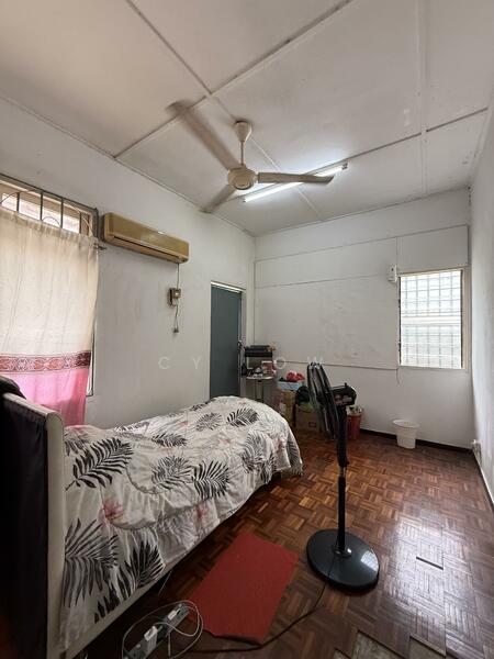 2-storey Terraced House for Sale in Taman Desa (Kuala Lumpur) - CY Low - Bedroom - PropertyGuru.com.my