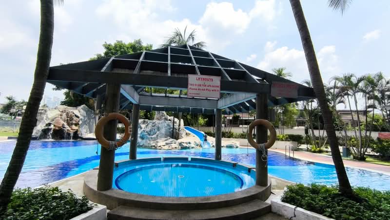 Kondominium untuk Dijual di Jasmine Towers - Eric Lim - Pool - PropertyGuru.com.my