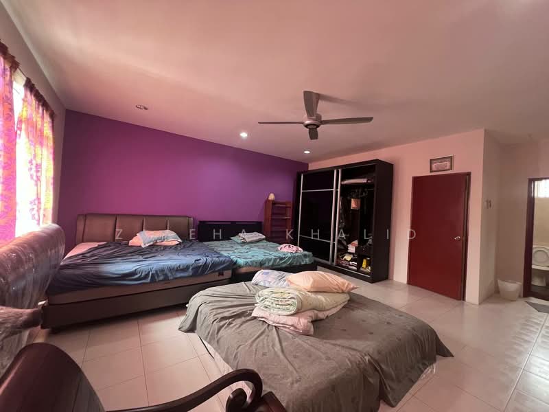 Rumah Teres 2.5 Tingkat untuk Dijual di Shah Alam (Selangor) - Zaleha Khalid - Bedroom - PropertyGuru.com.my