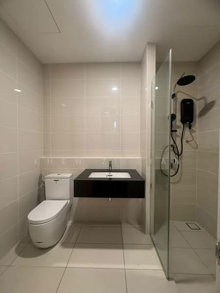 Kondominium untuk Disewa di The Maple Residences - Khew Zi Xian - Bathroom - PropertyGuru.com.my