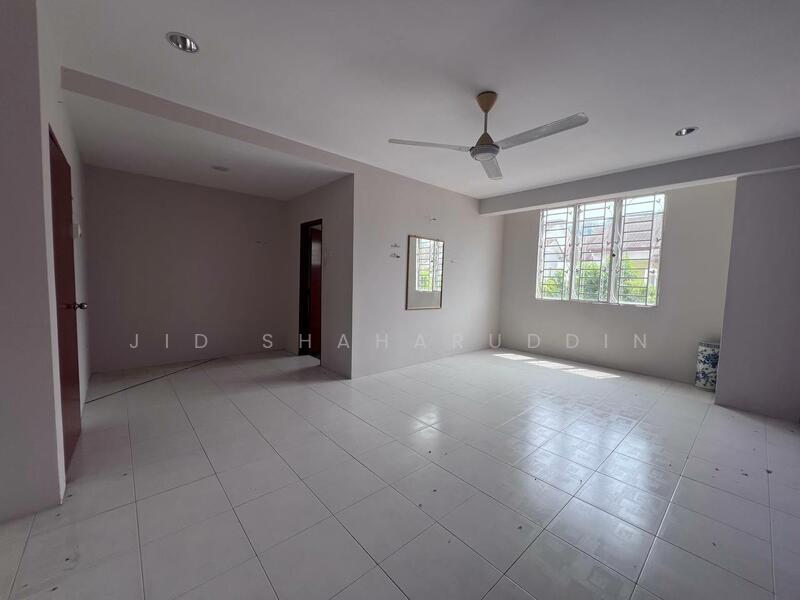 2.5-storey Terraced House for Sale in Shah Alam (Selangor) - Jid Shaharuddin - Interior - PropertyGuru.com.my