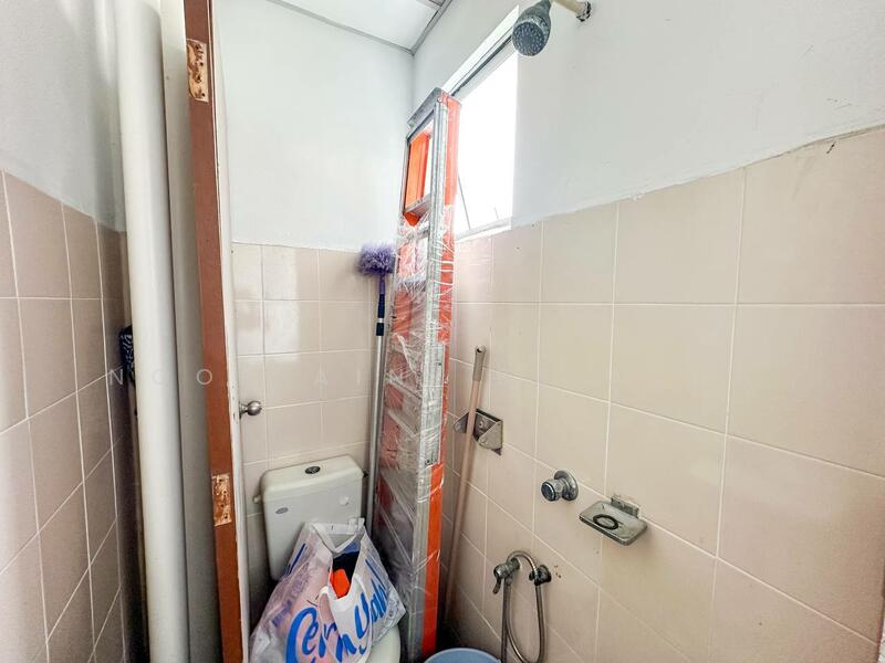 Condominium for Sale at Villa Wangsamas - Noor Aini Bt Ayob - Bathroom - PropertyGuru.com.my