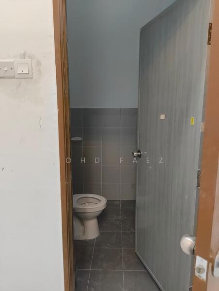 Pulai mutiara 2 untuk Untuk Dijual - RM 510,000, Mac 2026 - Bathroom - PropertyGuru.com.my