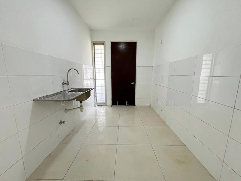 Rumah Teres untuk Disewa di Bandar Tropicana Aman (Telok Panglima Garang) - Charlie Gan - Kitchen - PropertyGuru.com.my