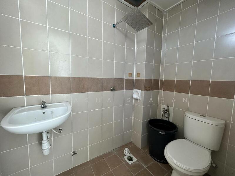Apartment for Sale at Alam Budiman (Sri Budiman) - Natasha Shadan - Bathroom - PropertyGuru.com.my