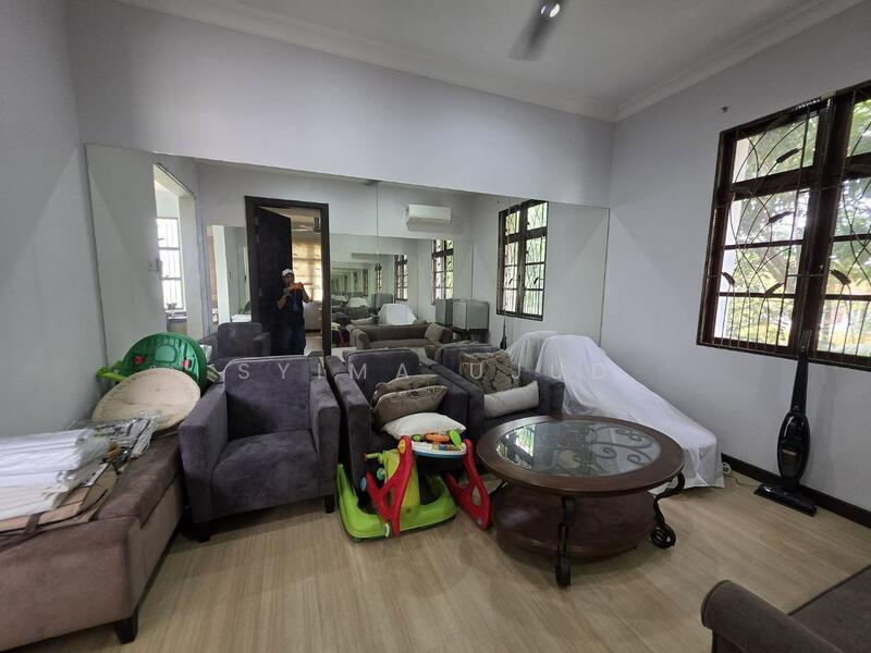 Bungalow for Sale in Presint 14 (Putrajaya) - Syima Ujud - Living Room - PropertyGuru.com.my