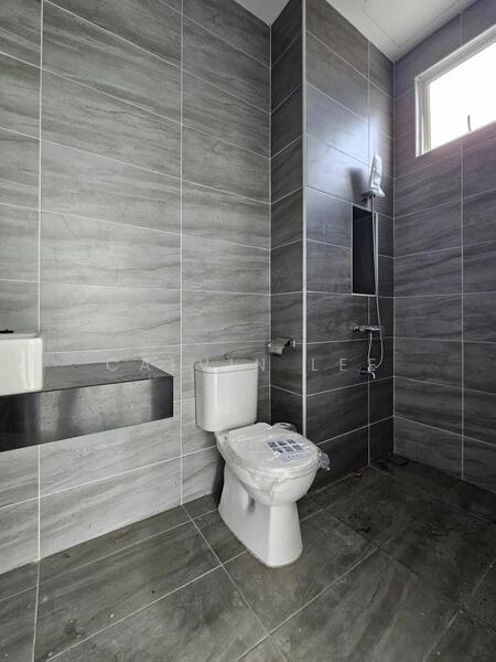 Cluster House for Sale in Skudai (Johor) - Calvin Lee - Bathroom - PropertyGuru.com.my